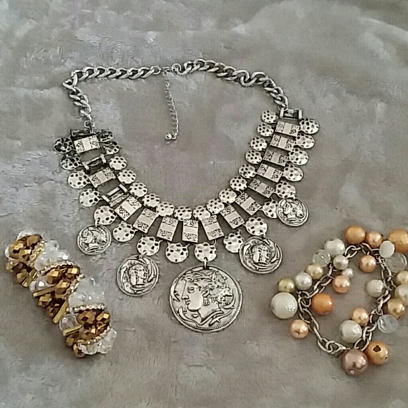 Jewelry - 3 piece, necklace & 2 bracelets Jewelry - 3 piece, necklace & 2 bracelets